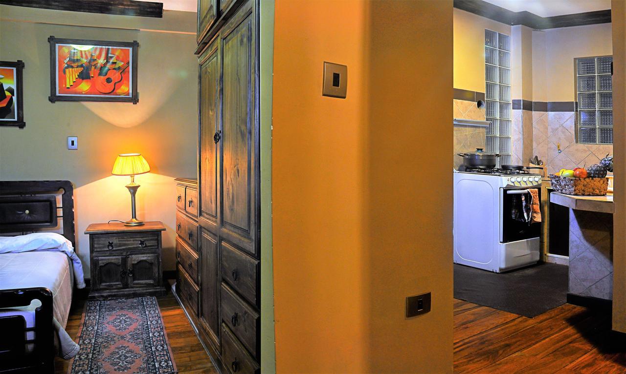 Viejo Olivo B&B スクレ エクステリア 写真